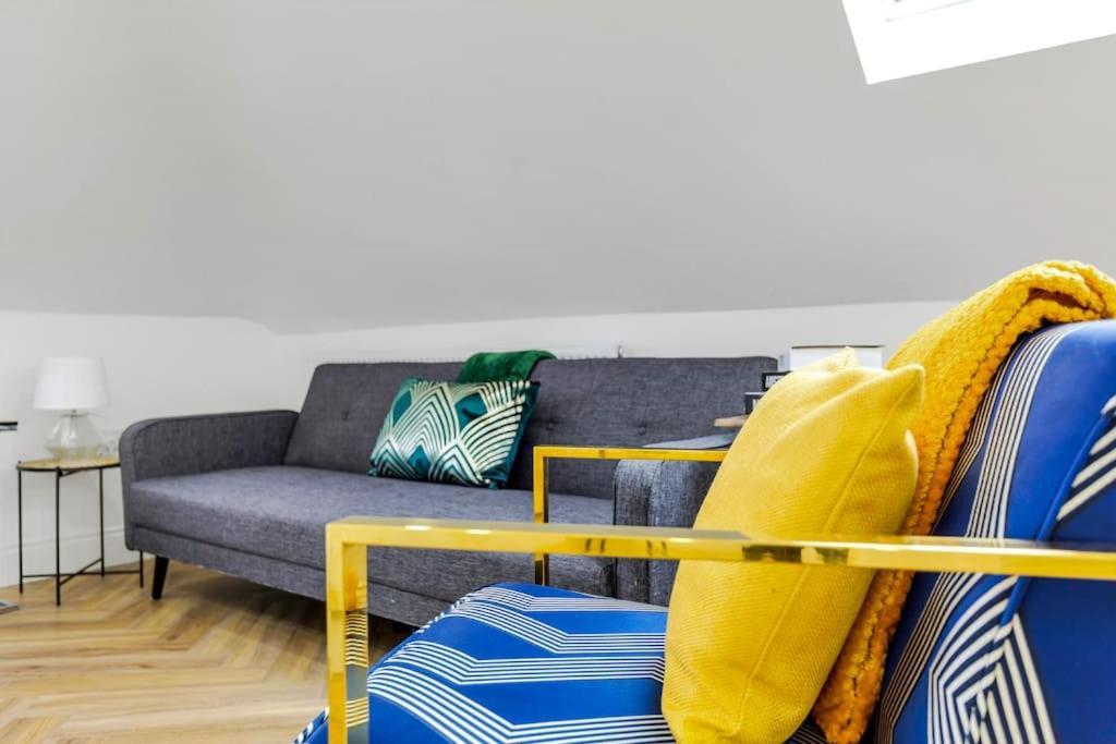 Apartament Modern 5 Occupancy Flat Free Parking & Views *